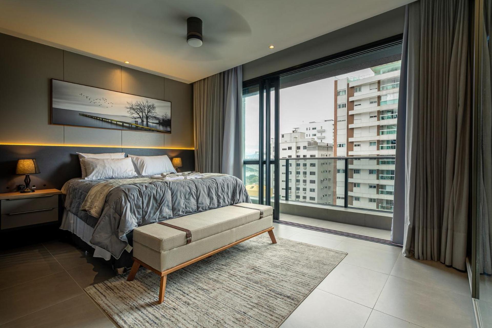 Apartamento Loft Moderno C/ Vista Da Ponte Hercilio Fh8972